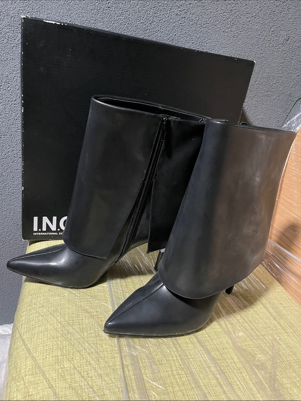 NEW INC International  Women’s Black High-Heel Pointed Toe Fold-Over Boots - Picture 8 of 12